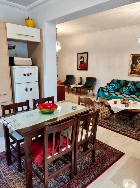 סלוניקי Marys House , Lovely 2-Bedroom Apartment מראה חיצוני תמונה