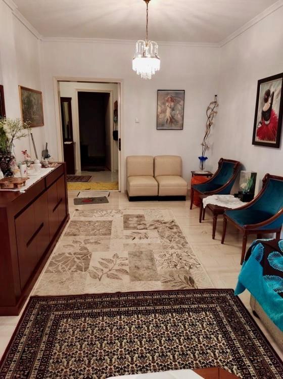 סלוניקי Marys House , Lovely 2-Bedroom Apartment מראה חיצוני תמונה